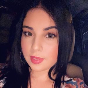 Meet your Posher, Jerrielee